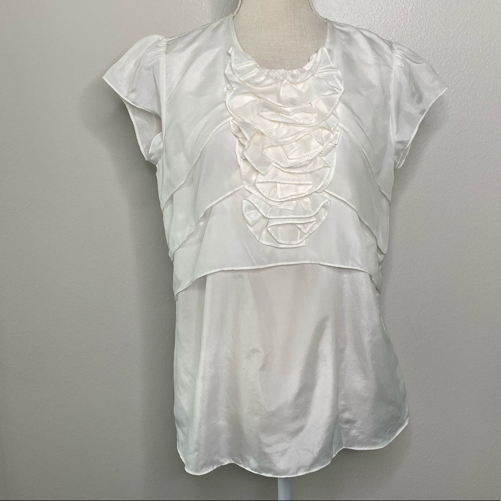 EUC CAbi White Ruffle front ~ cap sleeve blouse